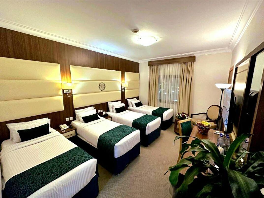 One 4* Medina